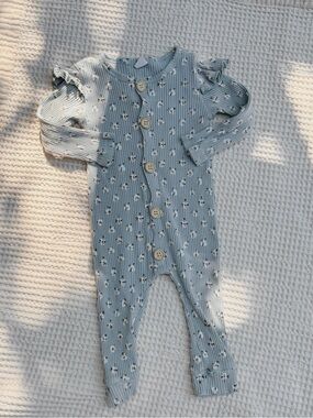 Light Blue Floral Ribbed Romper with Buttons